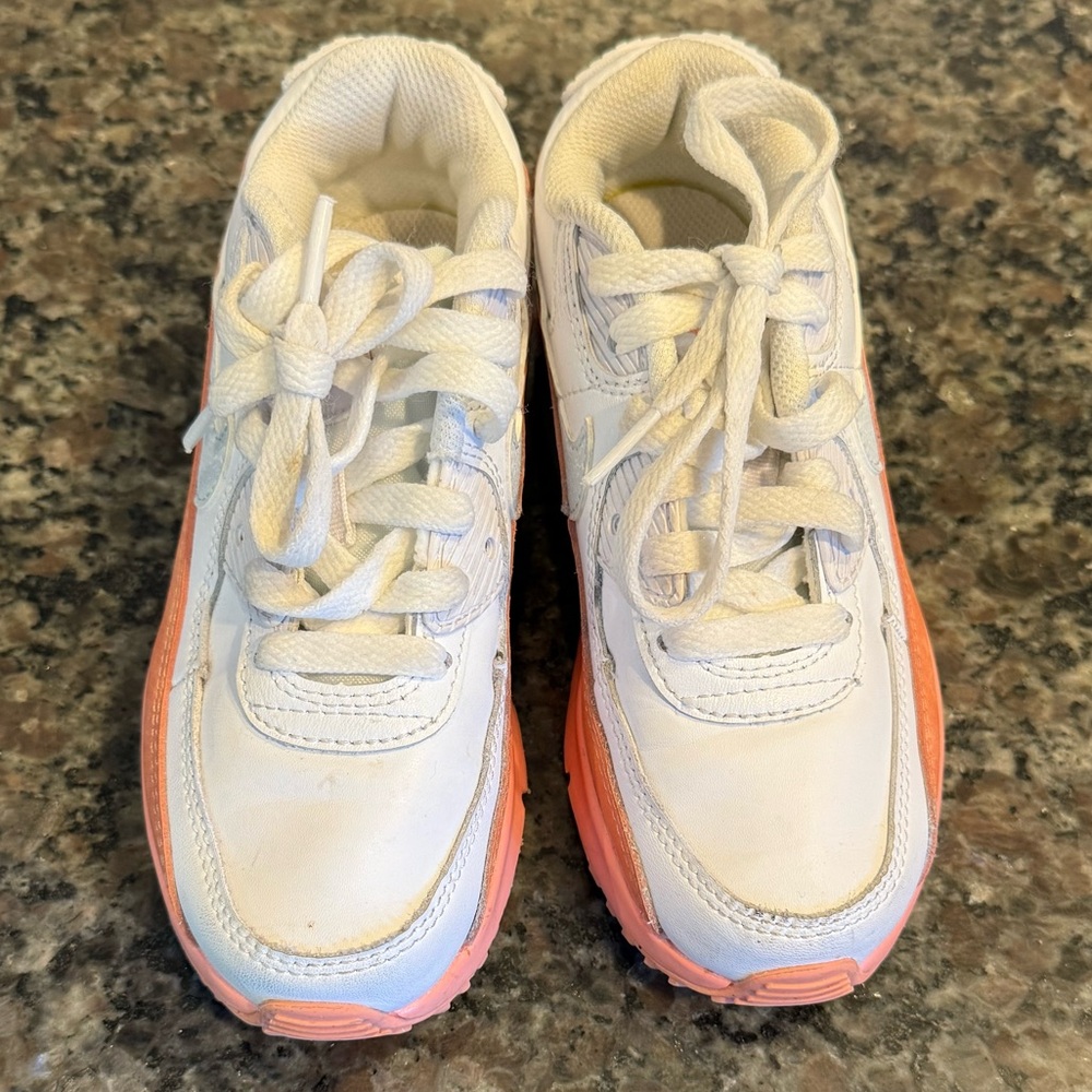 Girls Nike Air Max 90s size 13C - Picture 5 of 7